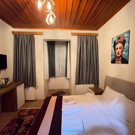 Casa De Frida'S Besiktas Hotell Istanbul Exteriör bild